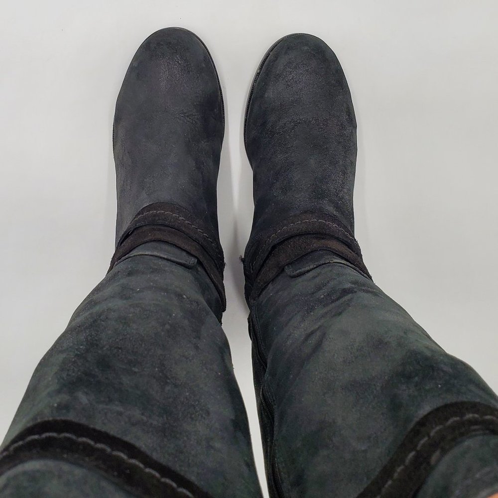 UGG Tall Leather Riding Boots - Picture 4 of 16